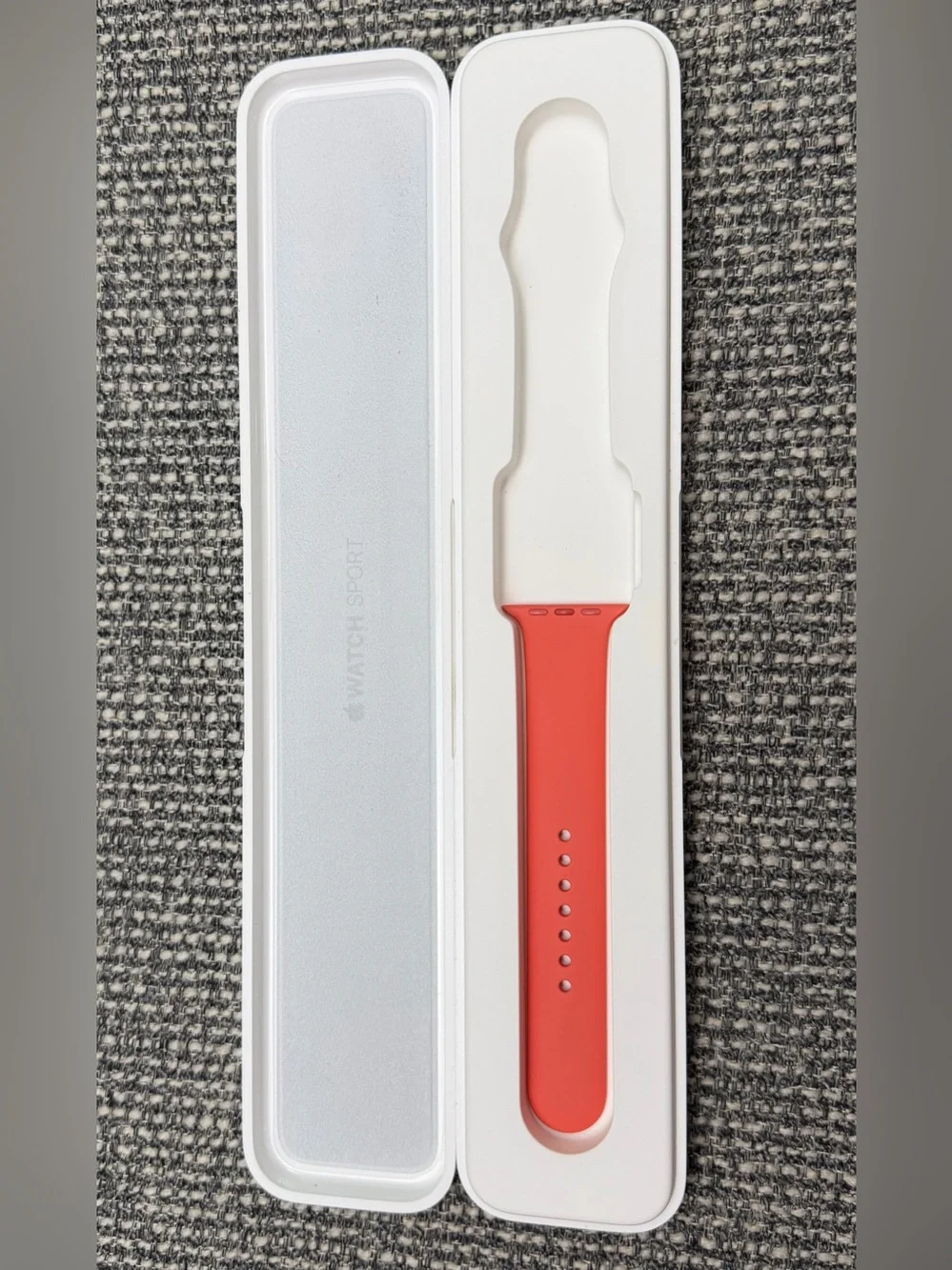 Apple Watch 1st Gen 7000 Series 42mm Silver Aluminum Case Pink Sport Band A1803